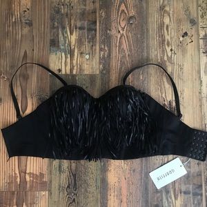 Fun never worn frilly crop top